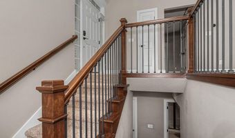 2715 Danbury Rd, Ames, IA 50010