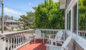 118 PARKWOOD St, Bethany Beach, DE 19930