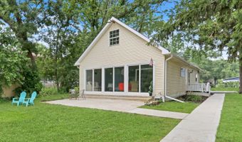 41607 N Lotus Ave, Antioch, IL 60002