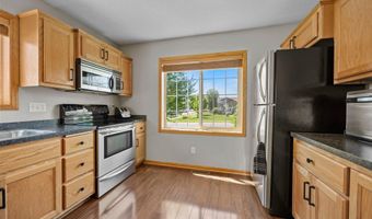 7502 Large Ave NE, Albertville, MN 55301