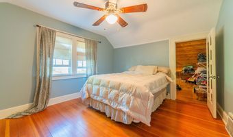 28 Reservoir St, Bethel, CT 06801