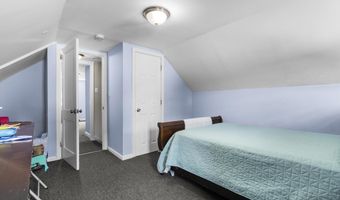 620 Granfield Ave, Bridgeport, CT 06610