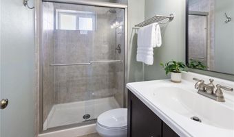 407 Palermo Dr, Ballwin, MO 63021