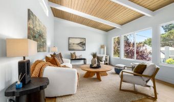 517 Sumner Ave, Aptos, CA 95003