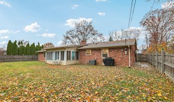 1641 Hillcrest Ave, Anderson, IN 46011