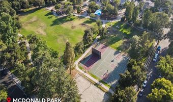 416 E Altadena Dr, Altadena, CA 91001