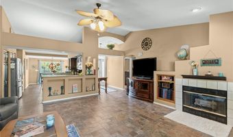 1720 N 150th St, Basehor, KS 66007