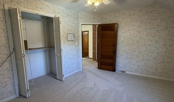 709 N St, Aurora, NE 68818