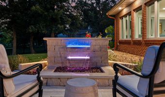 301 22nd St NW, Austin, MN 55912