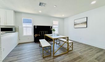 2247 W HIGHLAND St, Chandler, AZ 85224