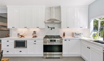 111 Mayfair, Aliso Viejo, CA 92656