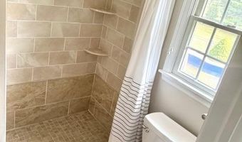 100 KNICKERBOCKER Dr, Belle Mead, NJ 08502
