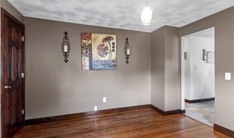 18 Lyman Ave, Johnston, RI 02919