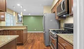 10 PINTO Ct, Rockville, MD 20850