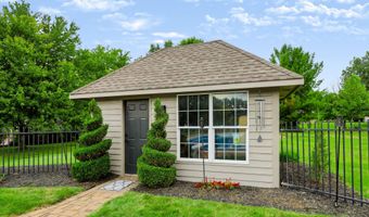 6040 White Ash Ct, Avon, IN 46123