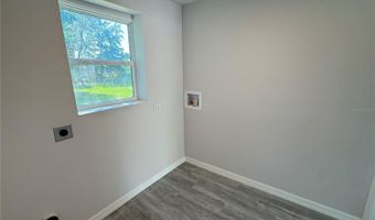 513 ORANGE St, Auburndale, FL 33823