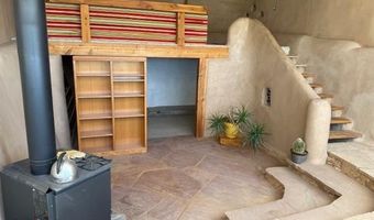 97 Calle Conejo, Arroyo Hondo, NM 87513