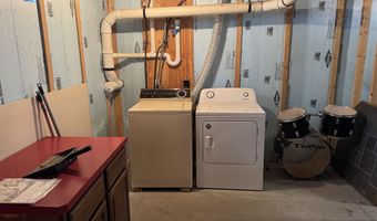 374 Crank Rd, Bloomfield, VT 05905