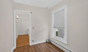 48 6th St, Bangor, ME 04401