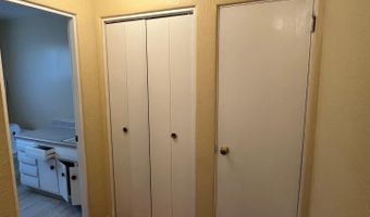 1021 Louisiana Blvd SE Apt B, Albuquerque, NM 87108