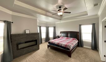 1622 Red Oak Ln, Andrews, TX 79714