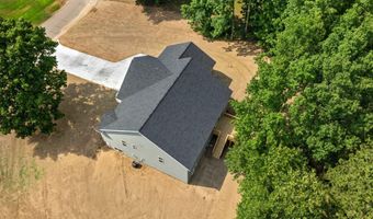 1765 Fairview Dr, Allegan, MI 49010