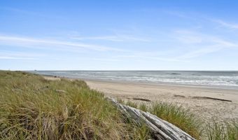 25915 BEACH Dr, Rockaway Beach, OR 97136