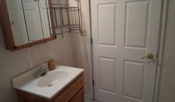 112 N Madison Ave, Aurora, MO 65605