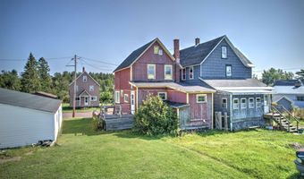 52 SENTER St, Ahmeek, MI 49901