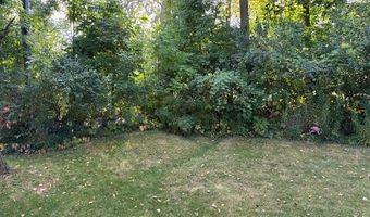 1424 Dicken Dr, Ann Arbor, MI 48103