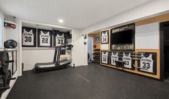460 Richardson Ave, Attleboro, MA 02703