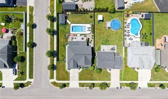 132 Boxelder Ln, Amherst, NY 14228