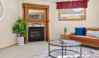 1214 E LINDBERGH St, Appleton, WI 54911