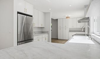 6741 Cantil St, Carlsbad, CA 92009