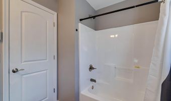3305 Mountain Terrace Dr, Blakeslee, PA 18610