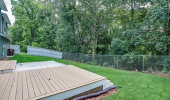 710 Bluffview Dr, Angola, IN 46703