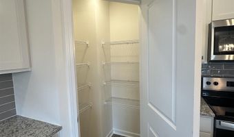 6039 Willutuck Dr, Boiling Springs, SC 29316