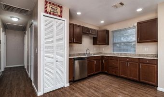 2918 S MANHATTAN St, Amarillo, TX 79103