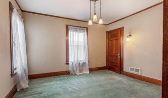 18 Hudson St, Bangor, ME 04401