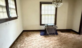 2017 M St, Bedford, IN 47421