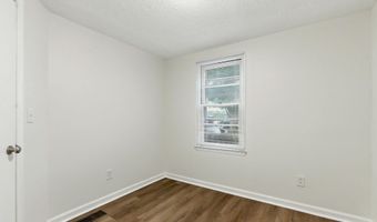 35 James St, Angier, NC 27501