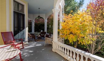 45 Ayrault St 5, Newport, RI 02840