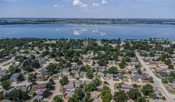 2912 N Shannon Ave, Bethany, OK 73008