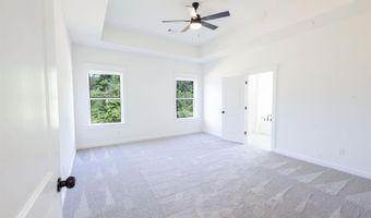 1068 Creekwood Cir, Bauxite, AR 72011