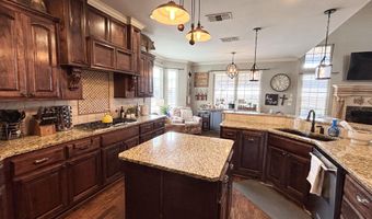 201 Avenue N, Abernathy, TX 79311
