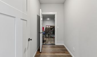 2988 NE Clearwater Dr, Albany, OR 97321