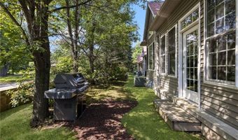 315 Old River Rd 6, Lincoln, RI 02838