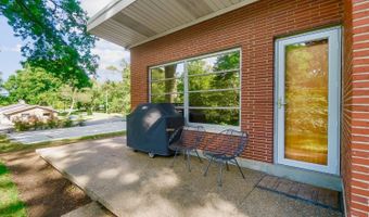 8389 Arborcrest Dr, Amberley, OH 45236