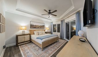 1203 Whispering Shrs, Vermilion, OH 44089