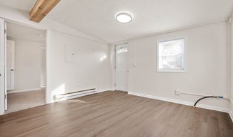 713 Ellenhurst Dr, Anderson, IN 46012